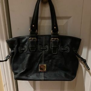 Dooney & Bourke black leather shoulder bag. EUC